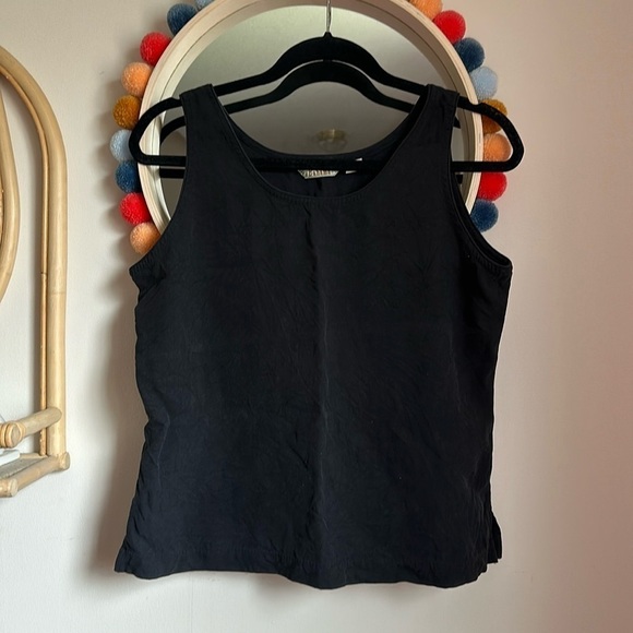 Vintage Tommy Bahama 100% Silk Black Tank Top - Picture 1 of 6